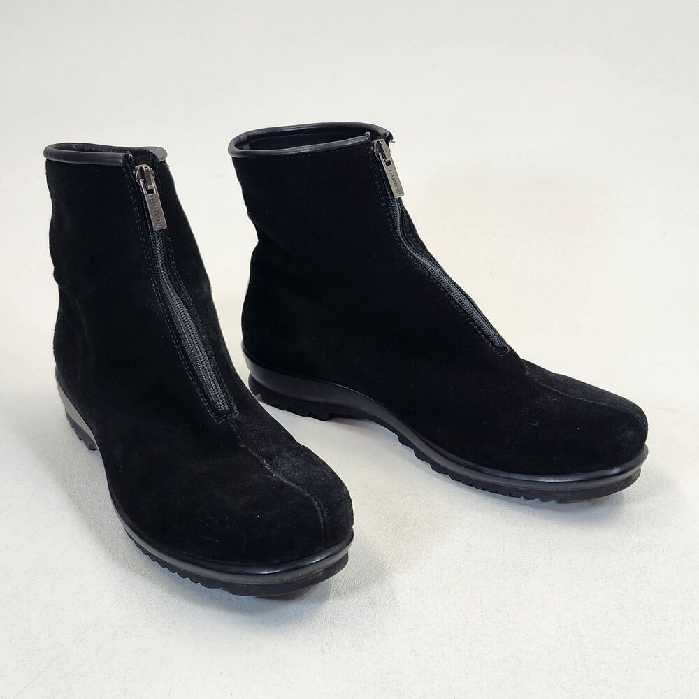 La Canadienne Tiana Boots Size US 7.5 Booties Suede Zip Front Black Ankle Shoes